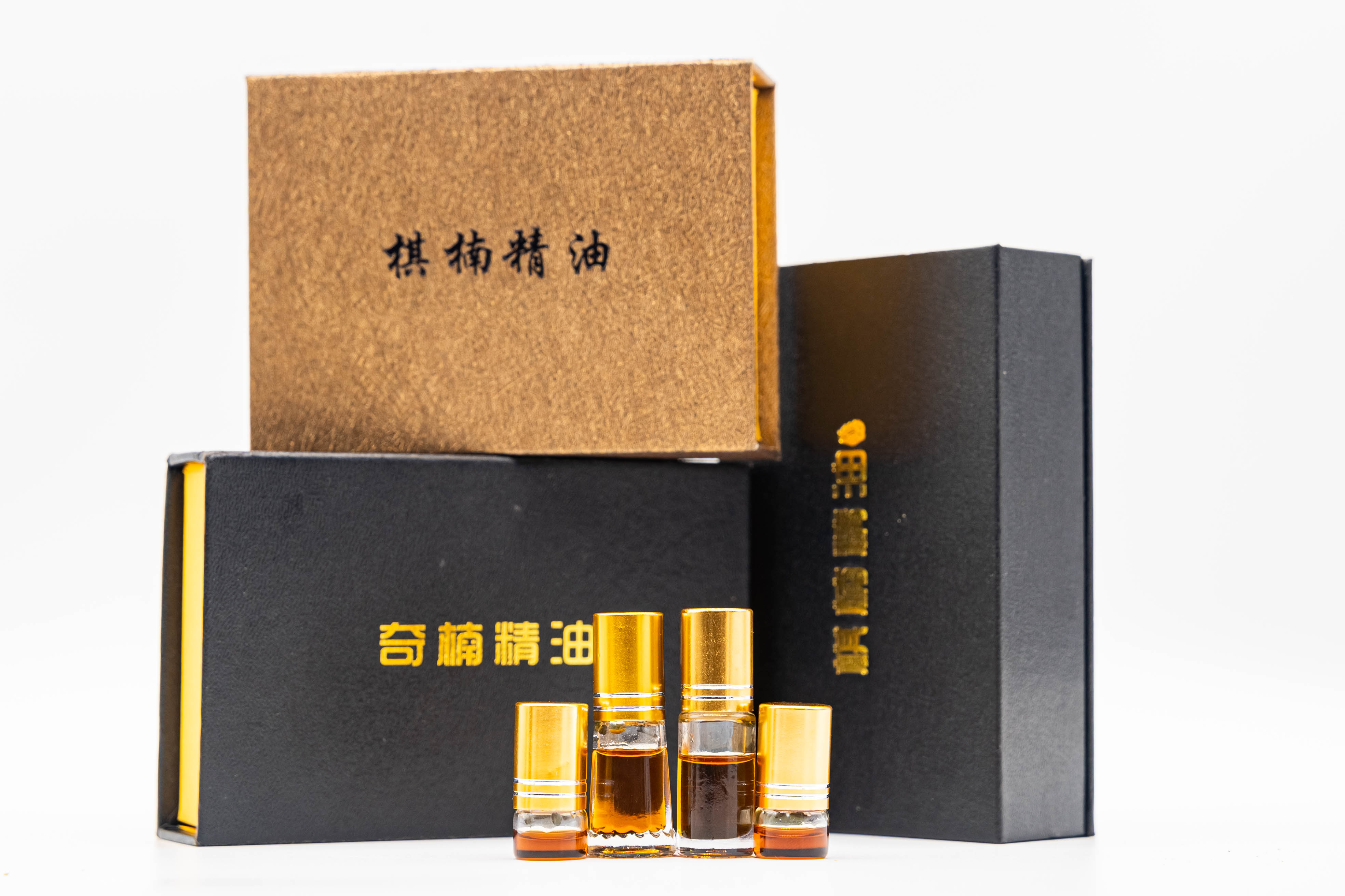 沉香精油1